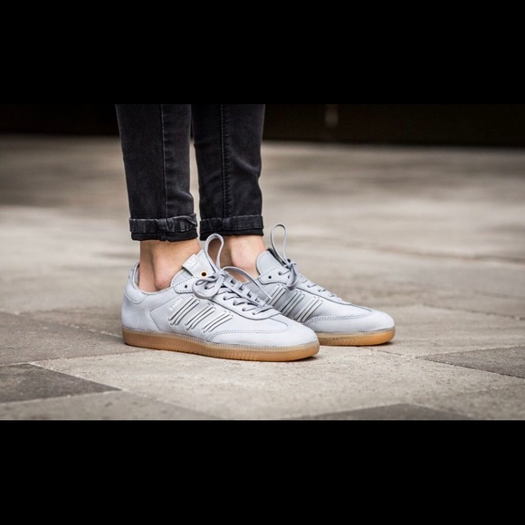 Adidas Samba - Special Edition Grey - Picture 2 of 4